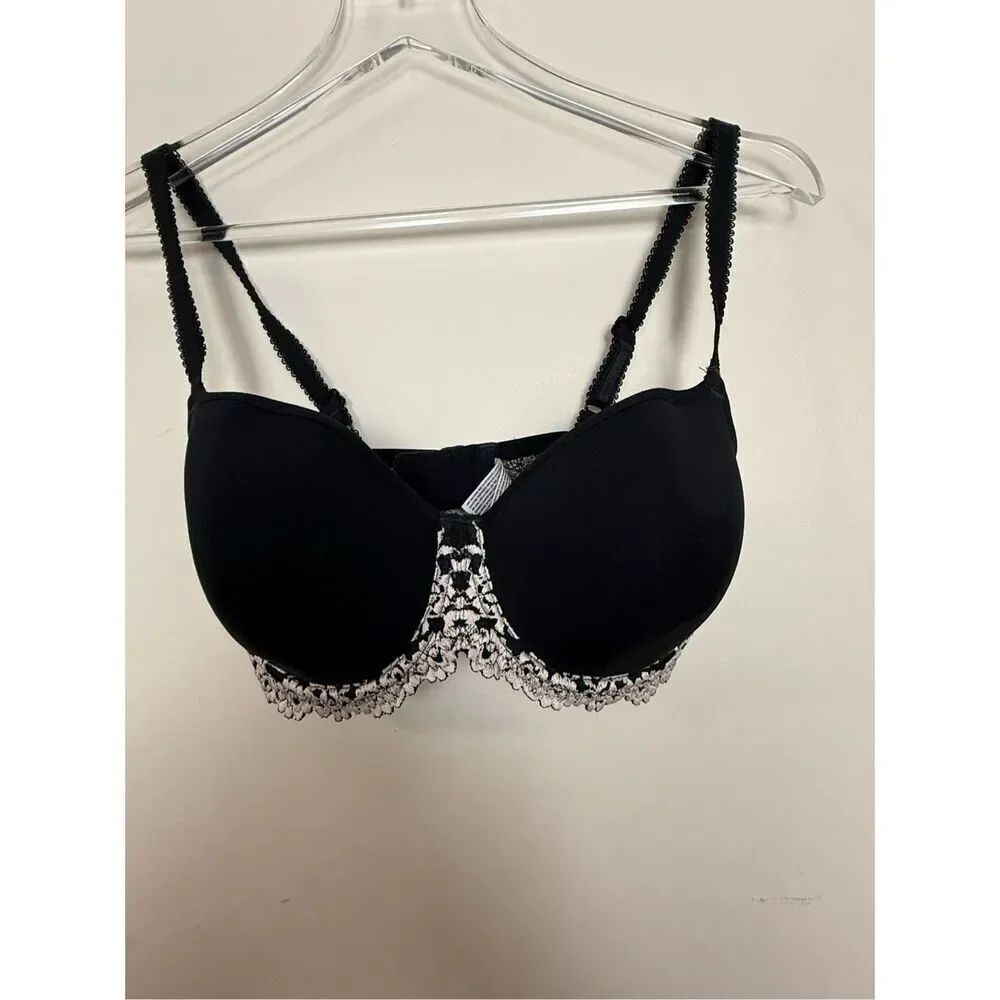 Wacoal Embrace Lace T Shirt Bra Black/White  853191 34DD/E